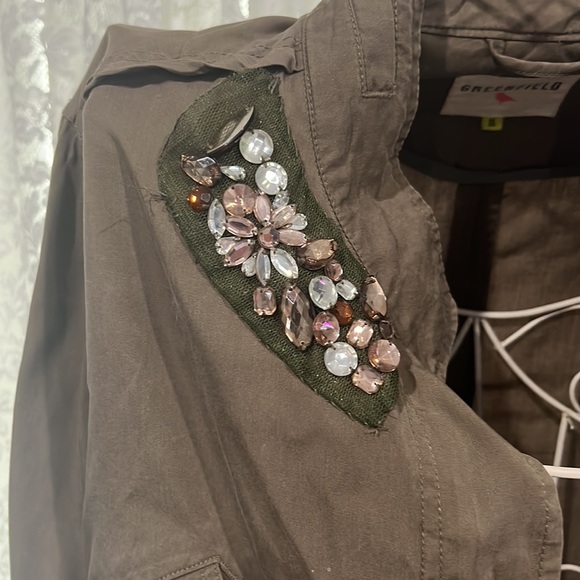 Light weight anorak - Picture 2 of 6